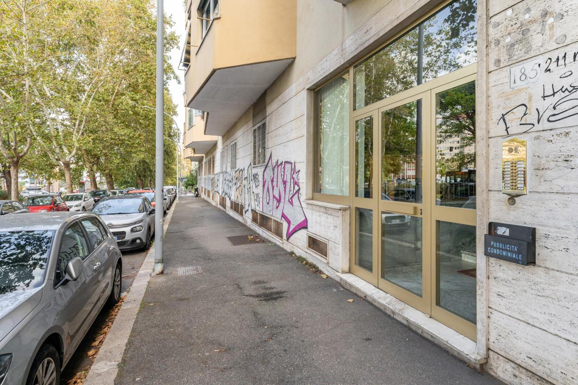 Colombo Penthouse Wi Fi Netflix Ac Hotel Roma Exterior foto
